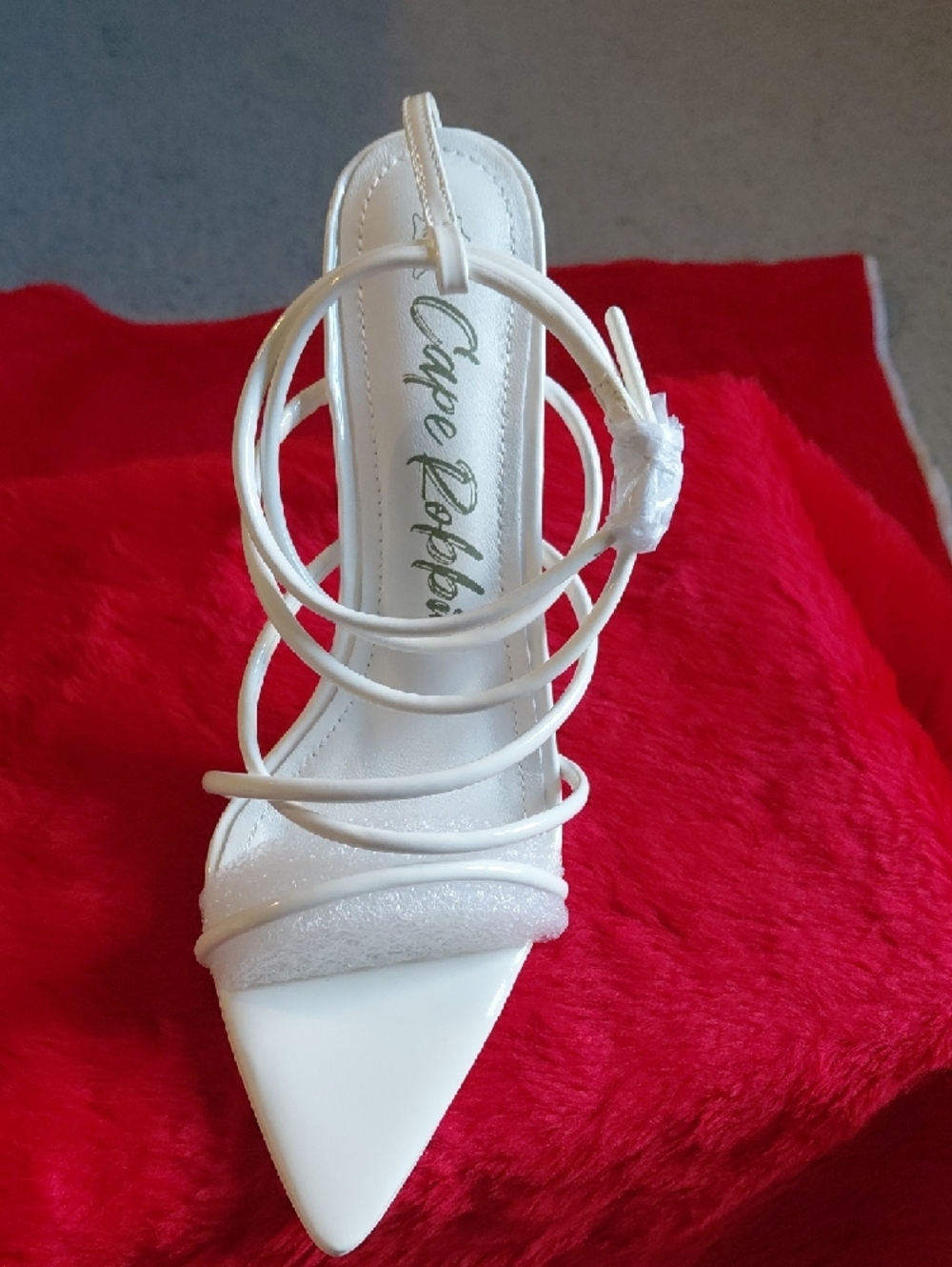 Cape Robbin White Strappy Patent Heeled Sandals - Picture 11 of 15
